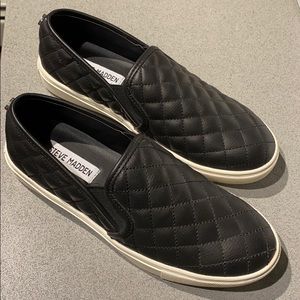 Steve Madden Sneakers